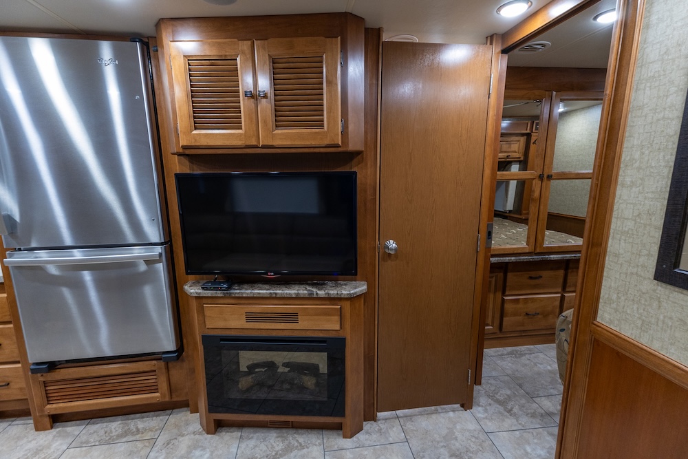 2014 Tiffin Allegro For Sale