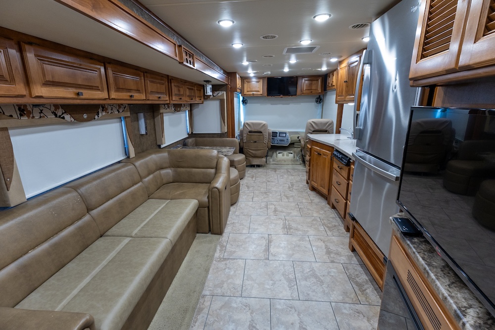 2014 Tiffin Allegro For Sale