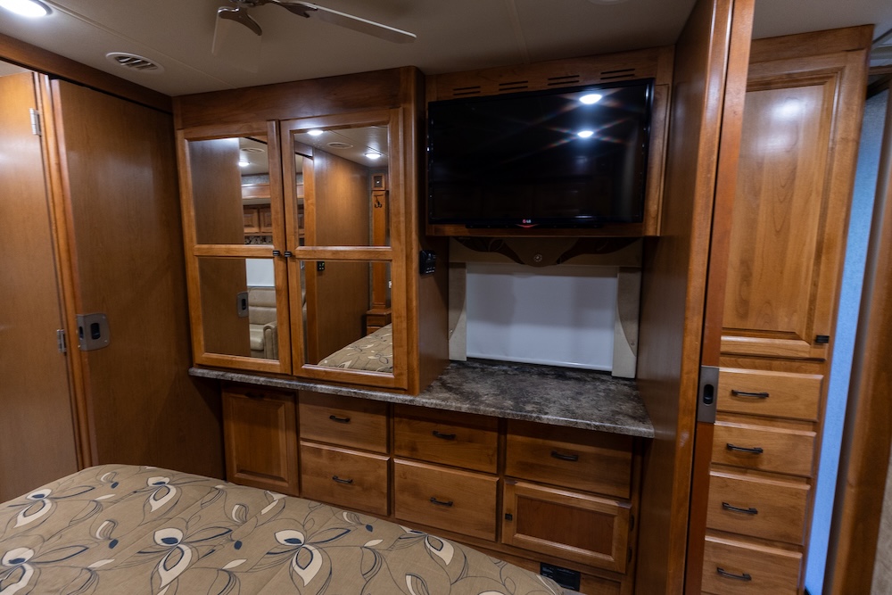 2014 Tiffin Allegro For Sale