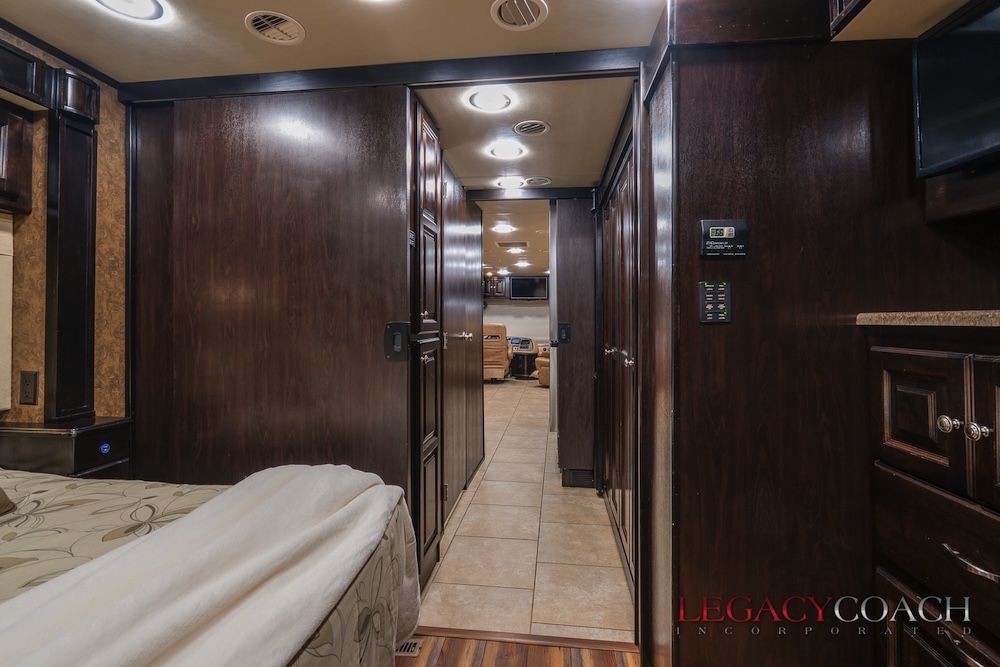 2015 Tiffin Allegro Red For Sale