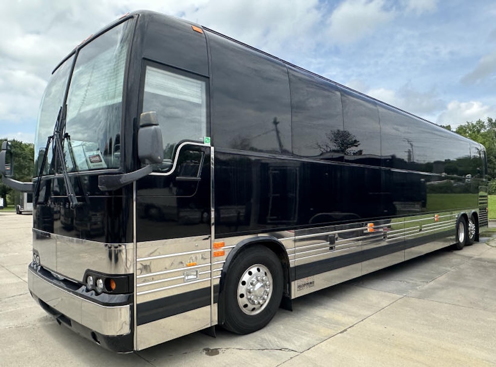 2016 Prevost X3 For Sale