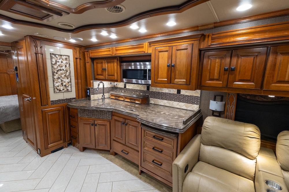 2016 Tiffin For Sale