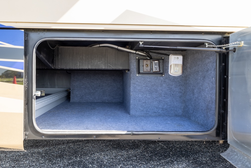 2016 Tiffin For Sale