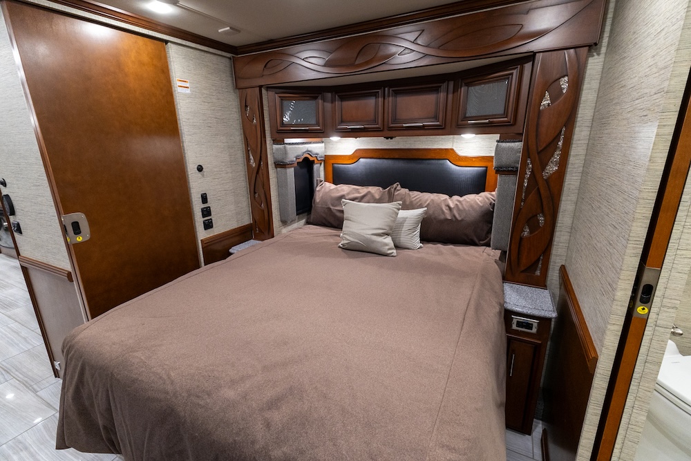 2017 Newmar Ventana  For Sale