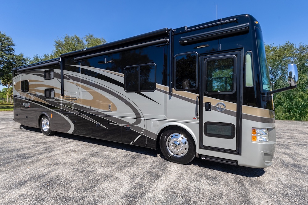 2017 Tiffin For Sale