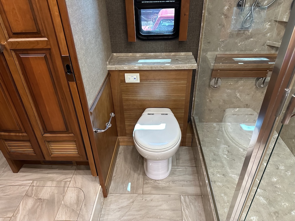 2017 Tiffin Allegro For Sale