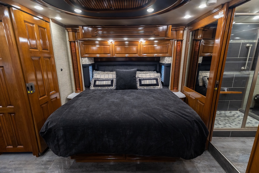 2018 Newmar Essex For Sale