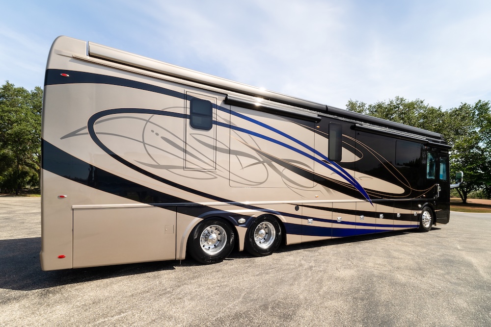 2019 Foretravel  For Sale