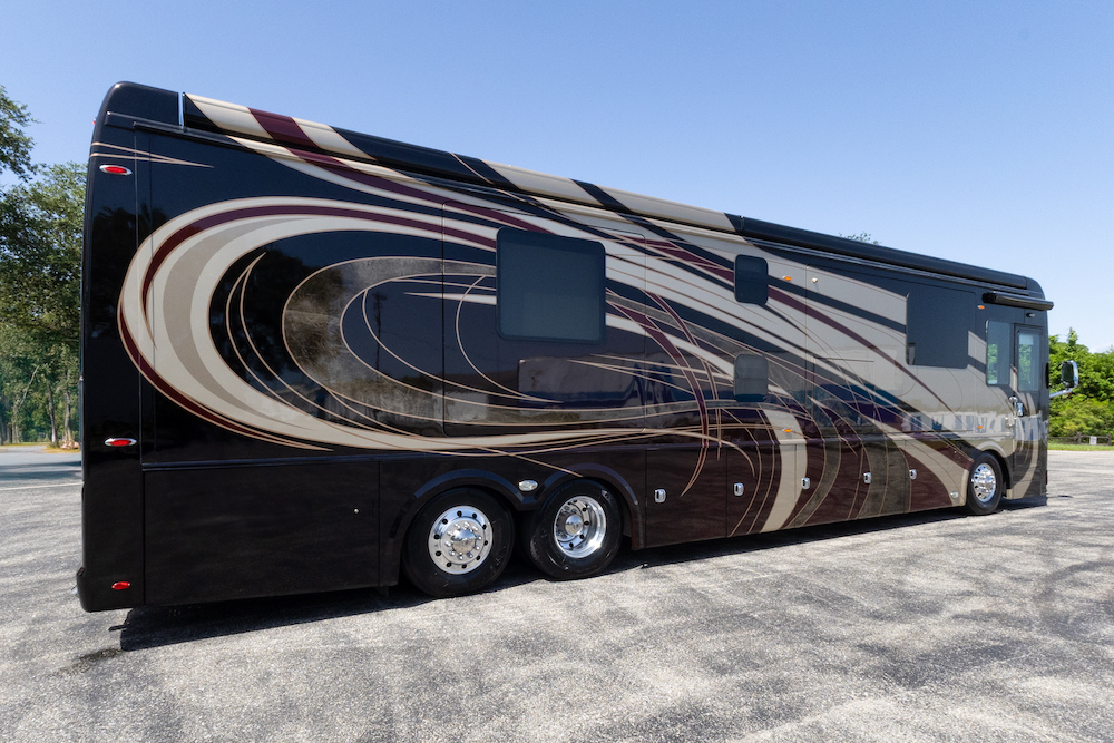 2019 Foretravel Realm For Sale