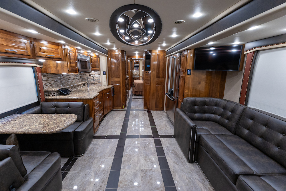 2019 Foretravel Realm For Sale