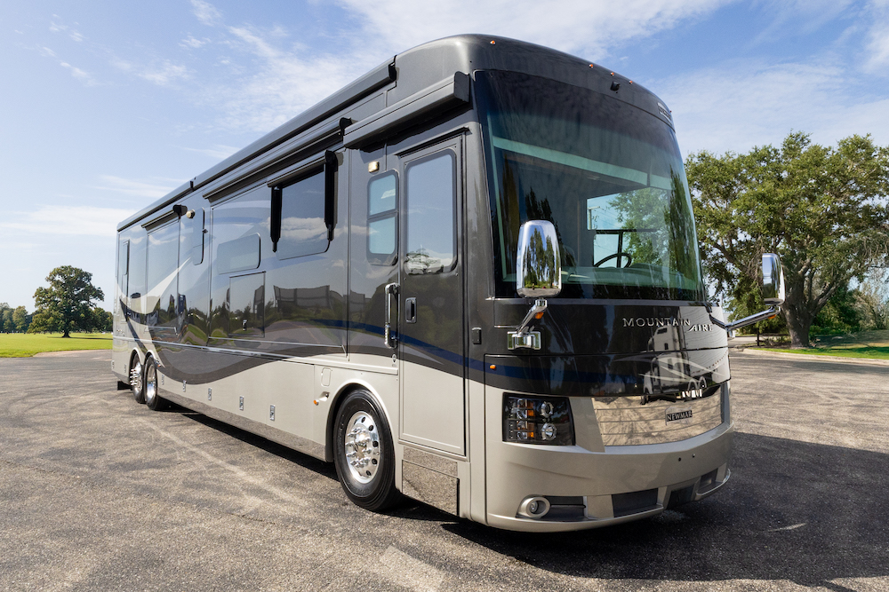 2019 Mountain Aire For Sale