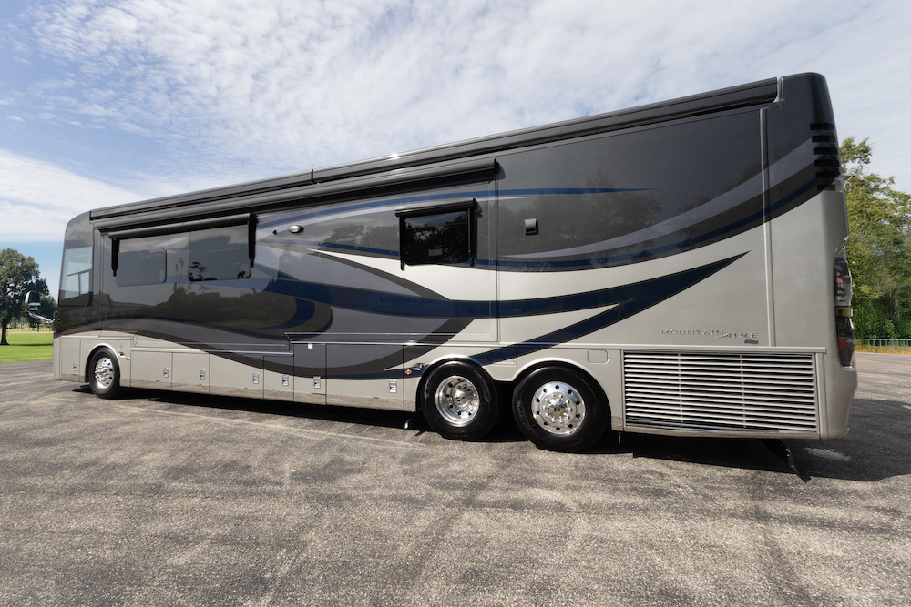 2019 Mountain Aire For Sale