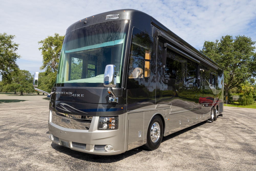 2019 Mountain Aire For Sale