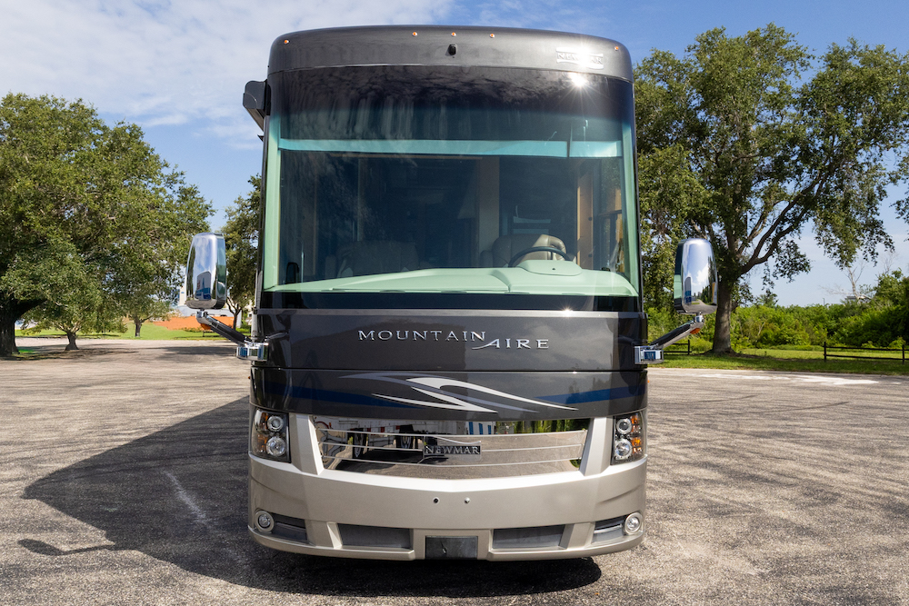 2019 Mountain Aire For Sale