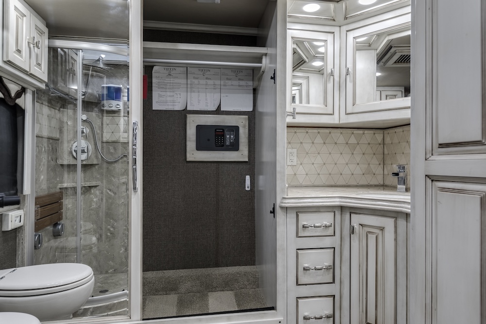 2019 Tiffin Allegro For Sale