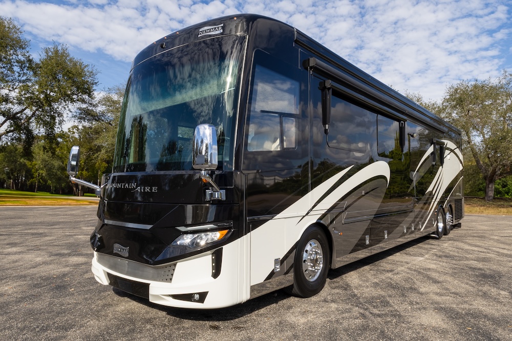 2020 Newmar Mountain Aire For Sale