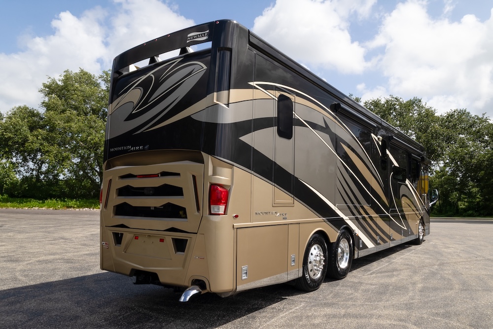 2020 Mountain Aire For Sale