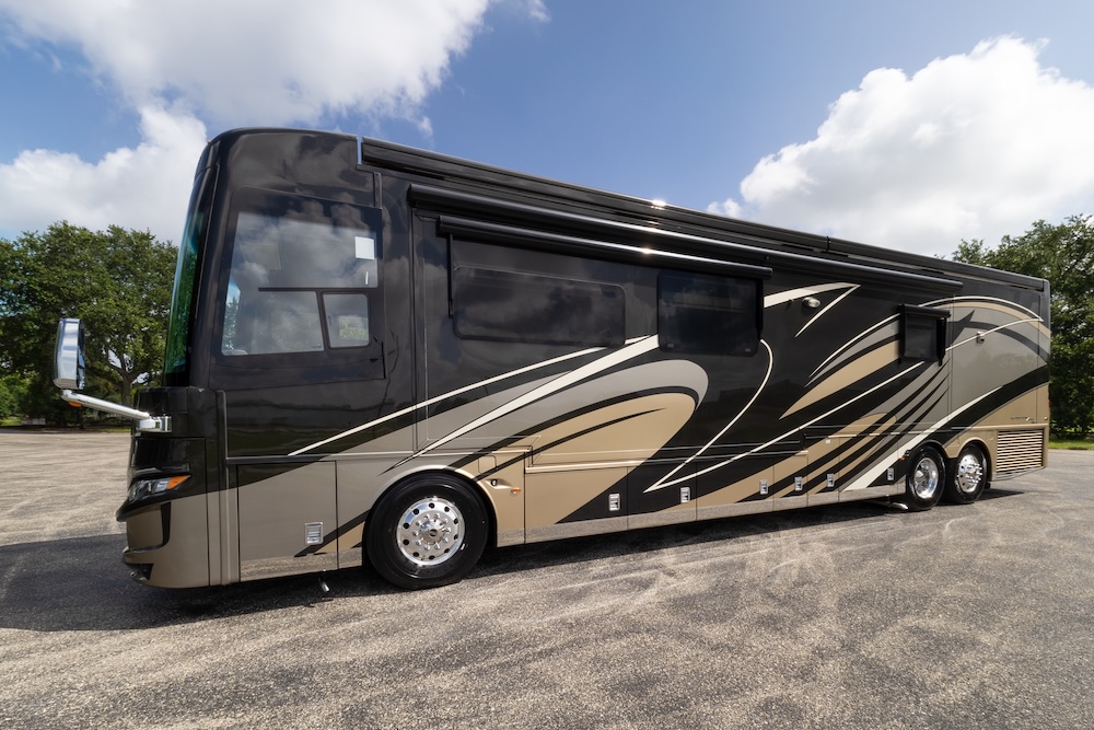 2020 Mountain Aire For Sale