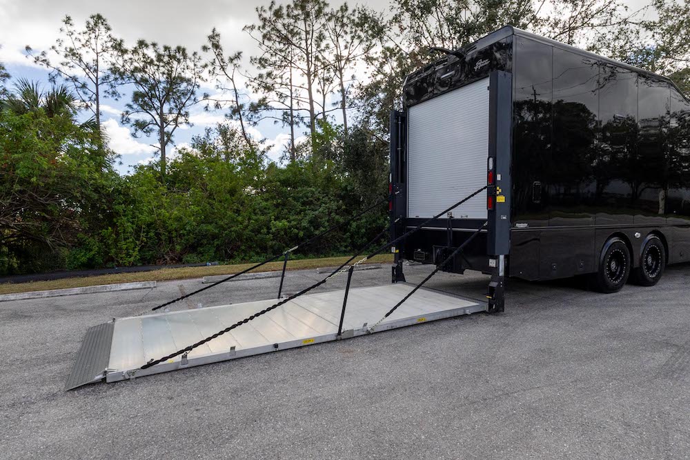 2020 Show Hauler  For Sale