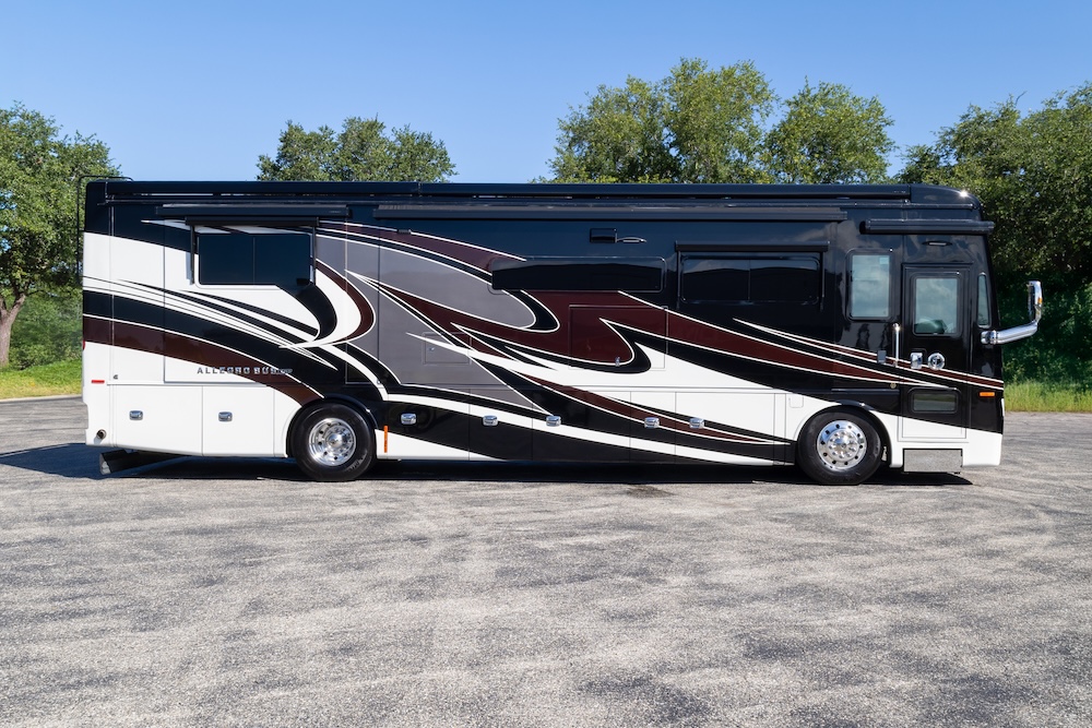 2020 Tiffin Allegro For Sale