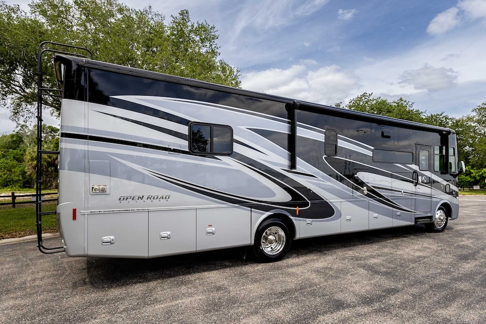 2020 Tiffin  For Sale