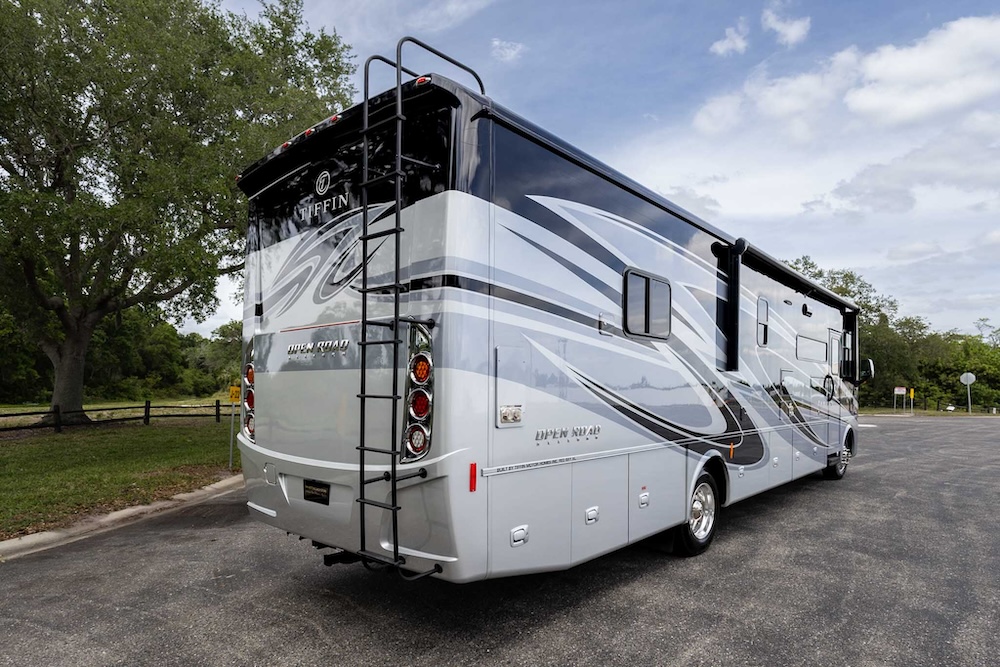 2020 Tiffin  For Sale