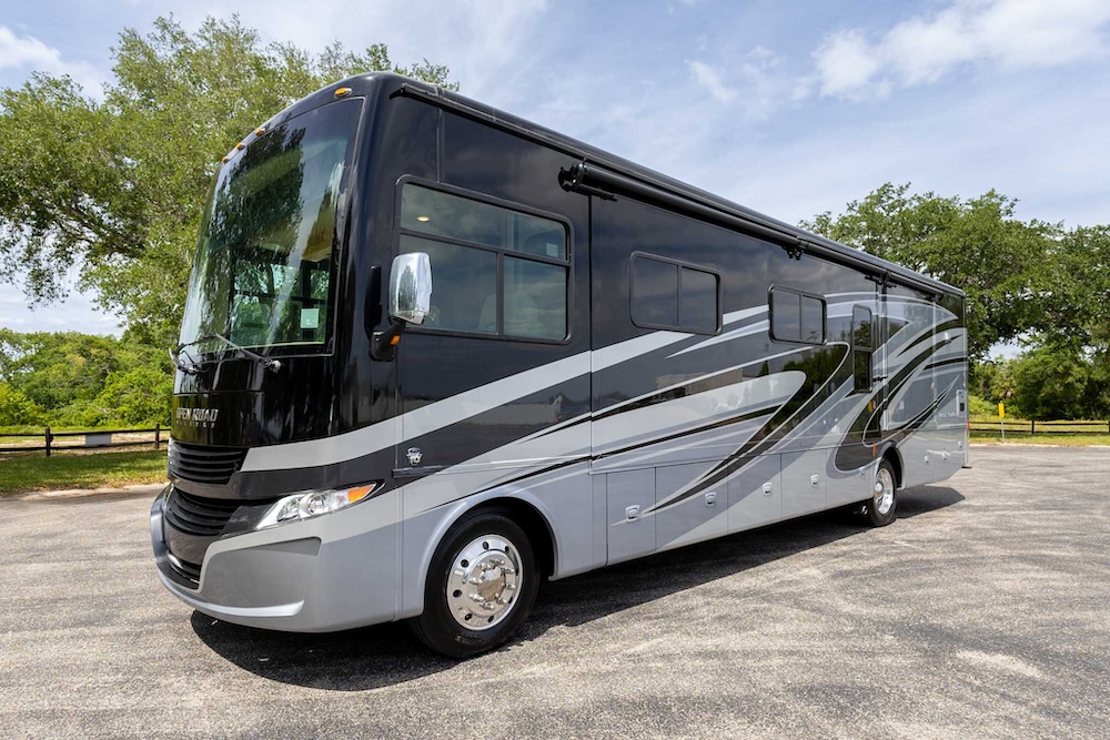 2020 Tiffin  For Sale