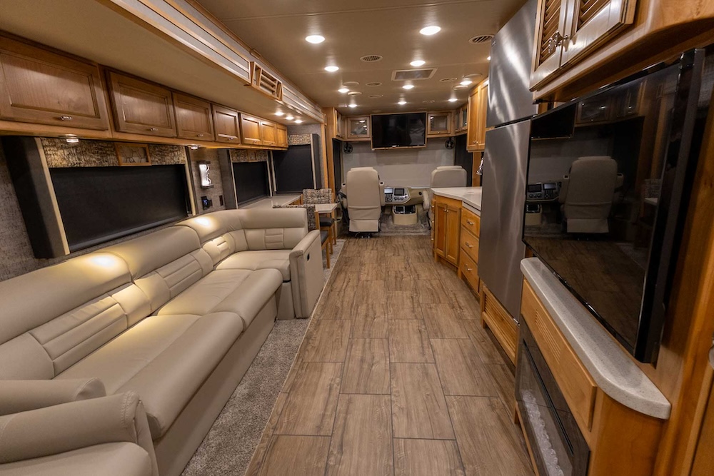 2020 Tiffin  For Sale