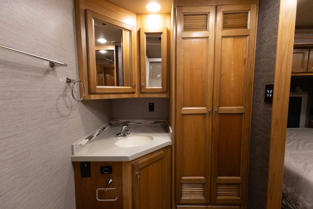 2020 Tiffin  For Sale