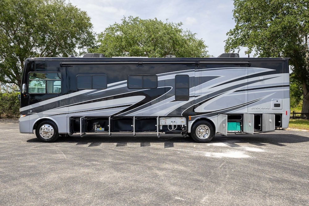 2020 Tiffin  For Sale