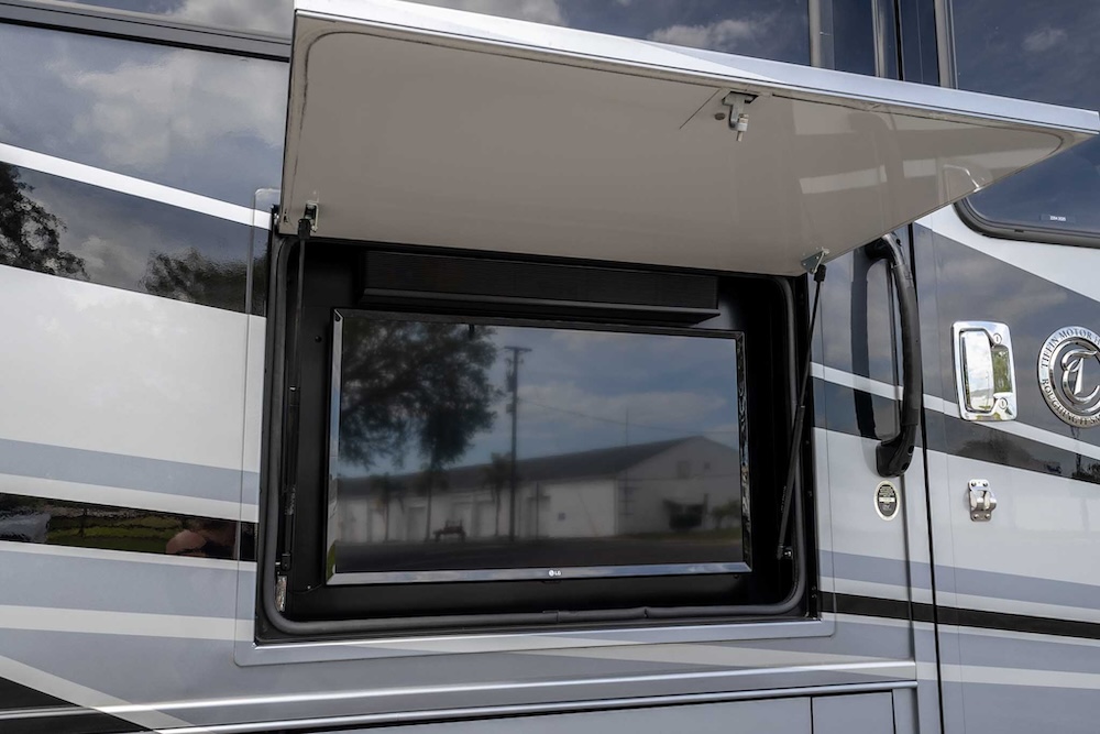 2020 Tiffin  For Sale