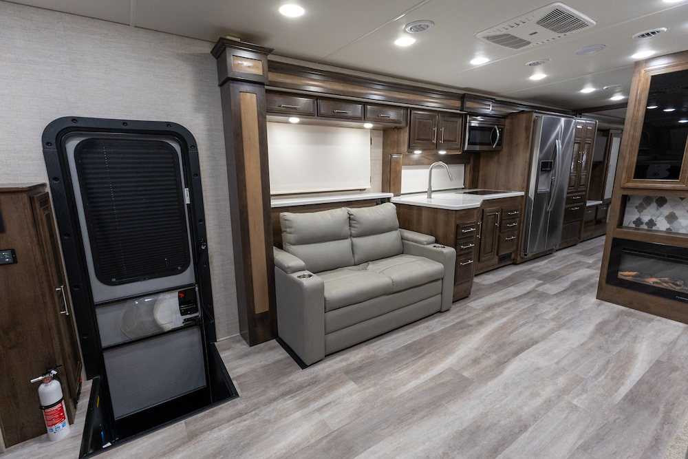 2022 Entegra Accolade For Sale