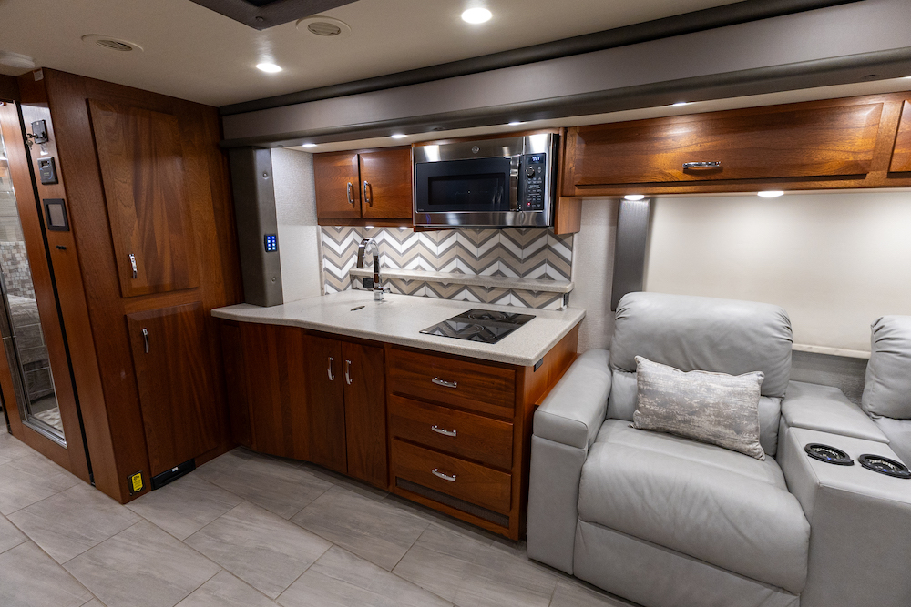 2022 Foretravel For Sale