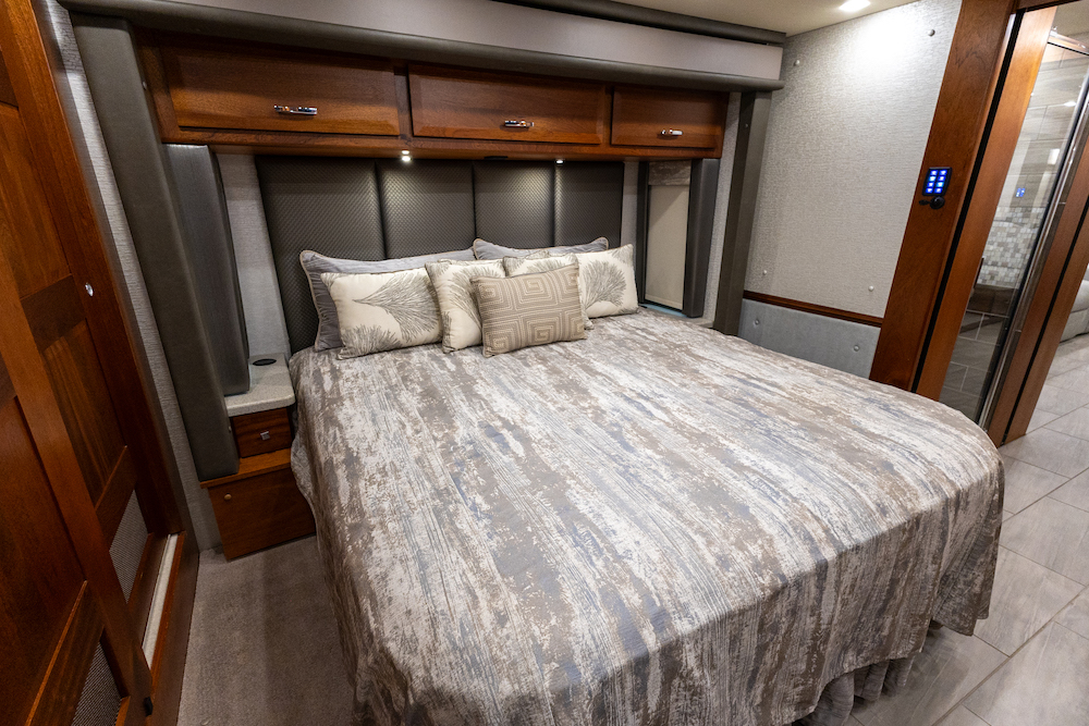 2022 Foretravel For Sale