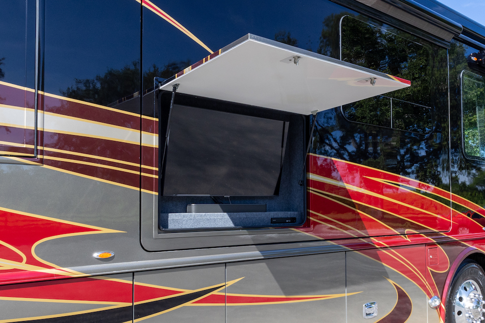 2022 Foretravel For Sale