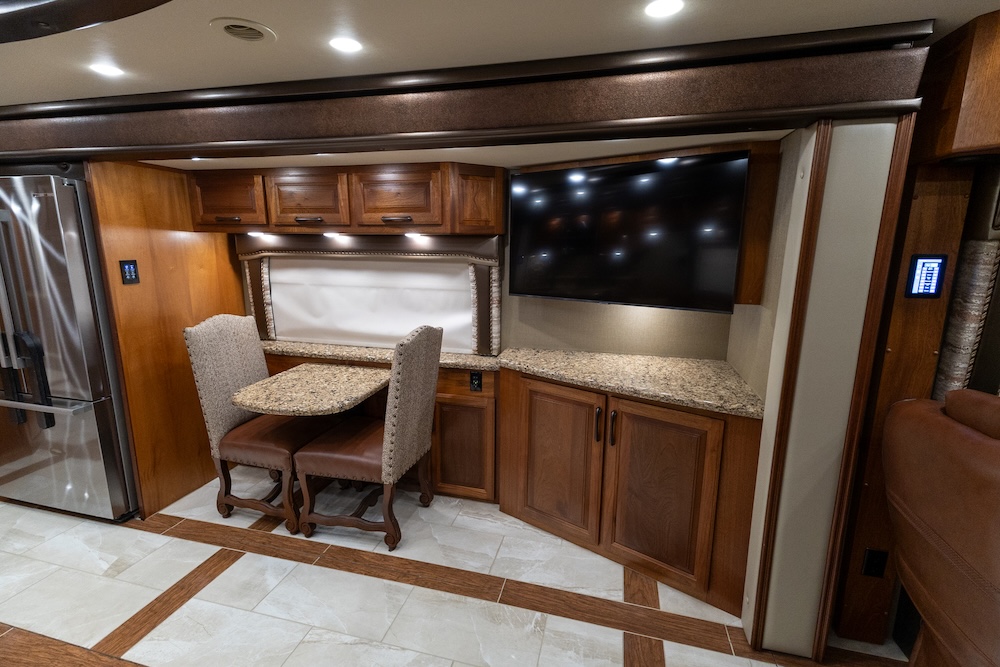 2022 Foretravel For Sale