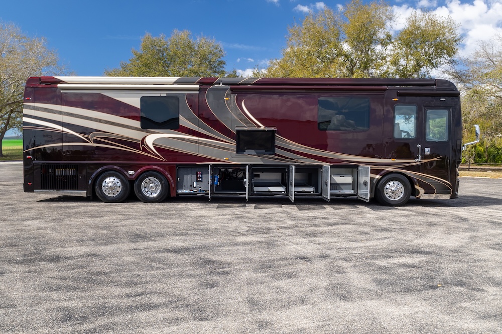 2022 Foretravel For Sale