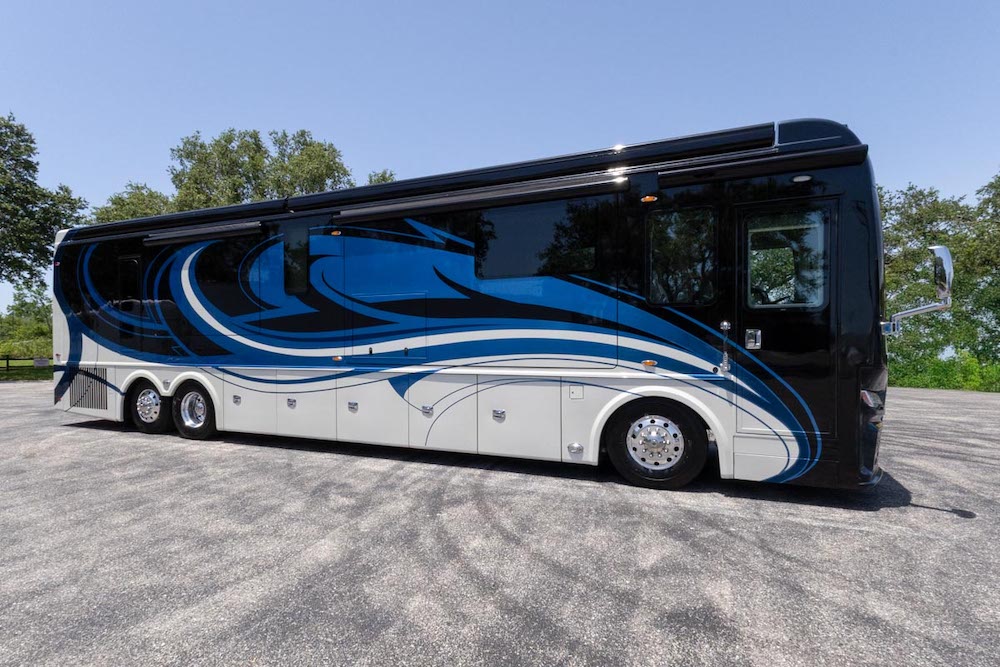 2022 Foretravel For Sale