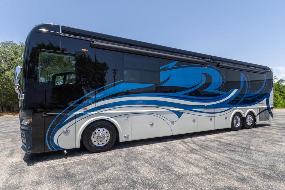 2022 Foretravel For Sale