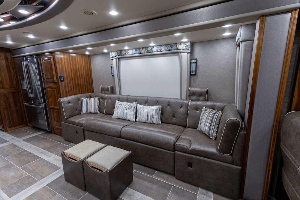 2022 Foretravel For Sale