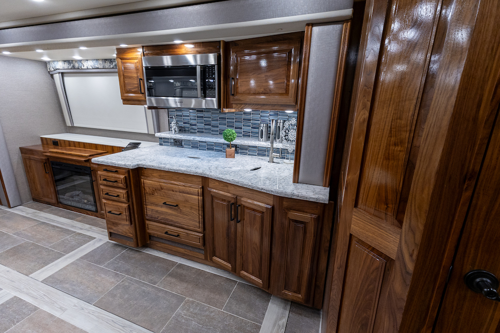 2022 Foretravel For Sale