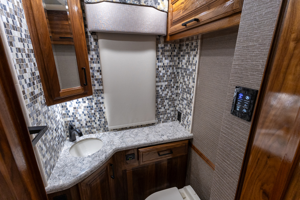 2022 Foretravel For Sale