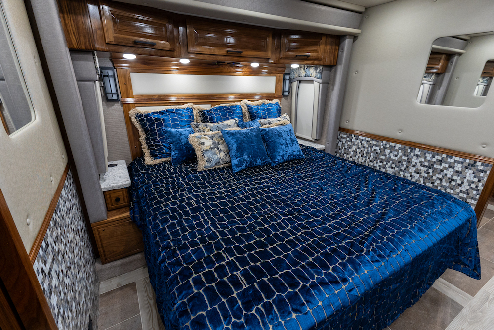 2022 Foretravel For Sale