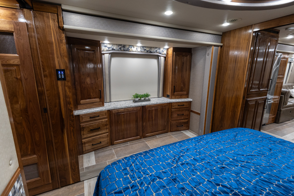 2022 Foretravel For Sale