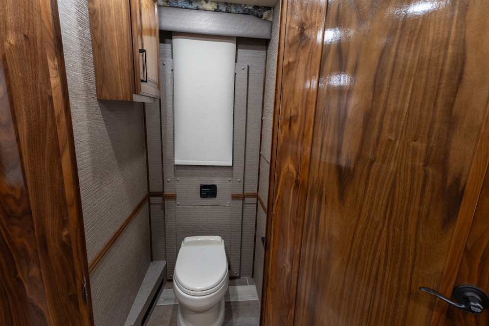 2022 Foretravel For Sale