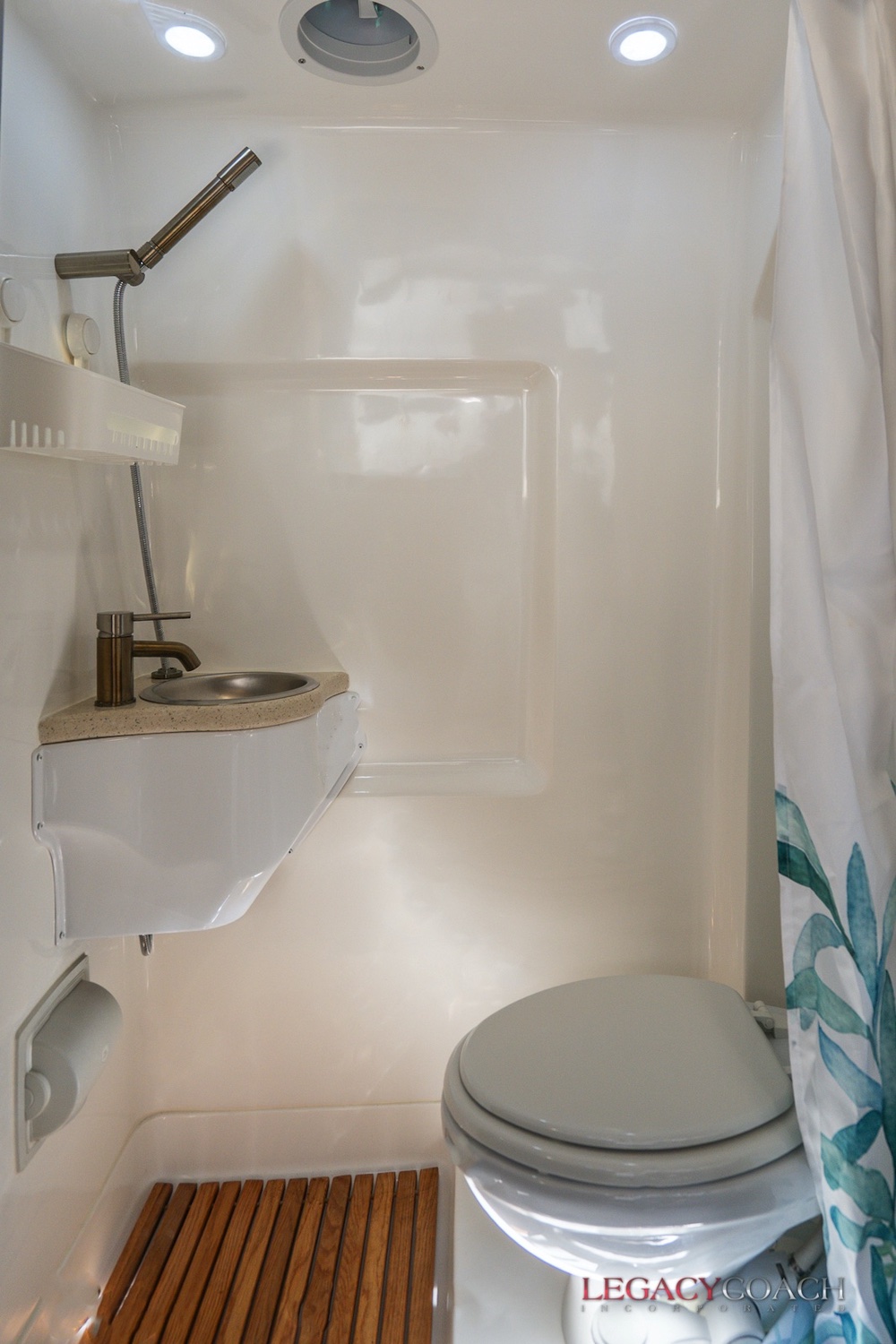 2022 PLuxury VanFor Sale