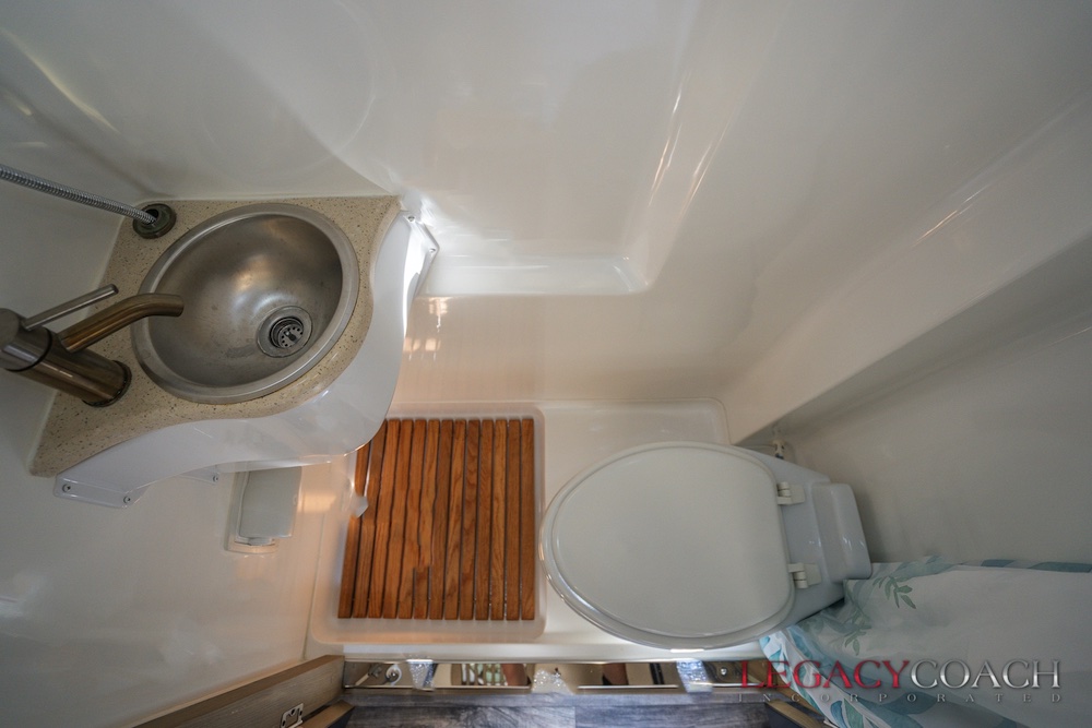 2022 PLuxury VanFor Sale