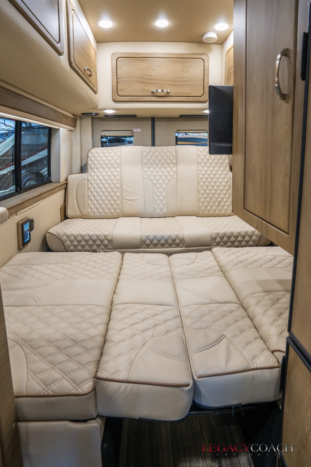 2022 PLuxury VanFor Sale