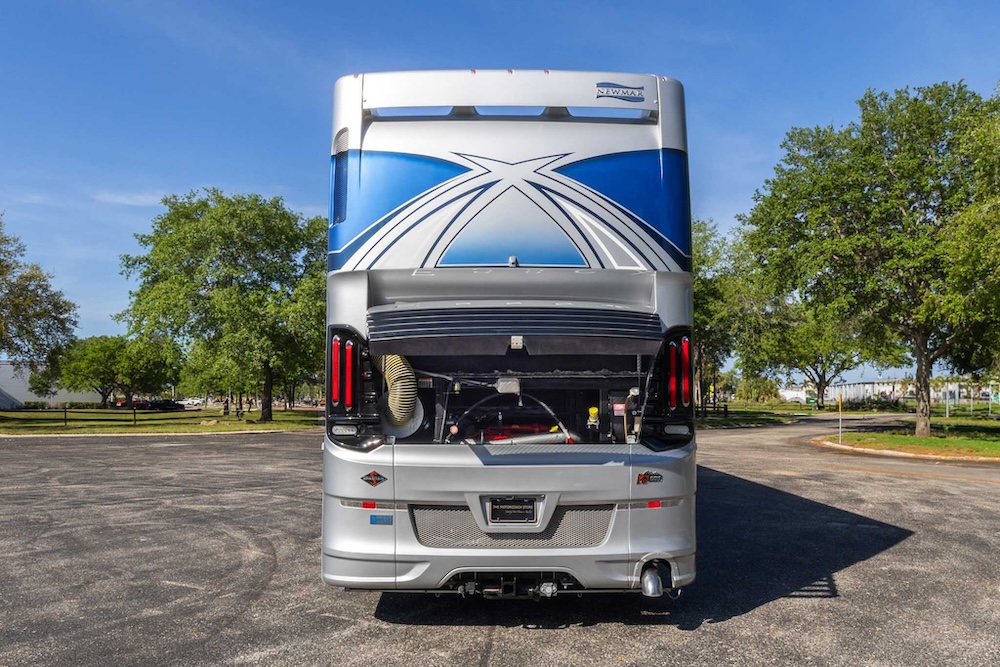 2022 Newmar Essex  For Sale