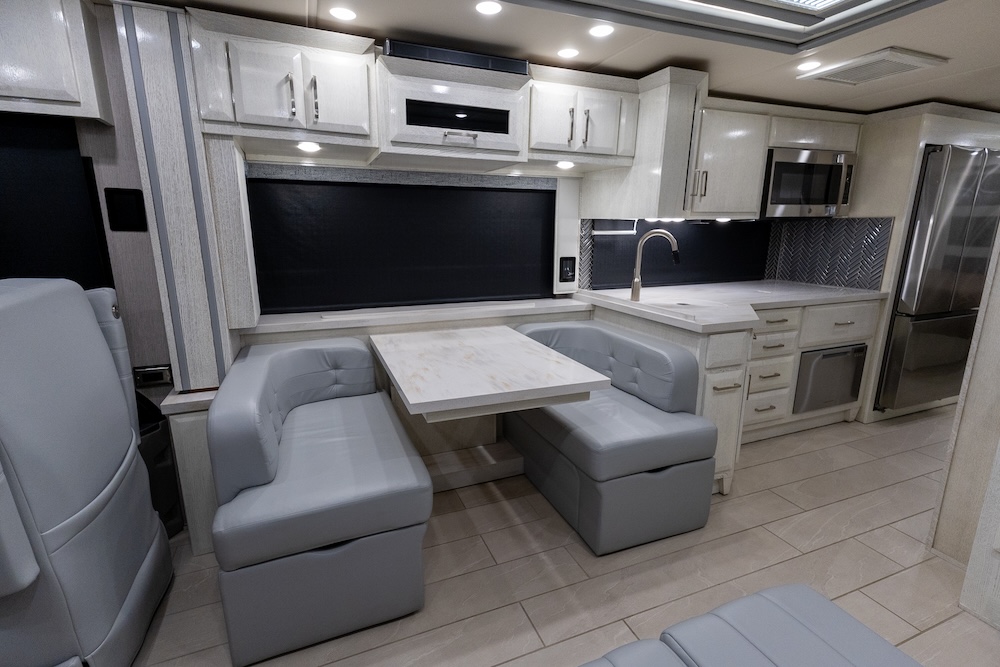 2022 Newmar New Aire For Sale